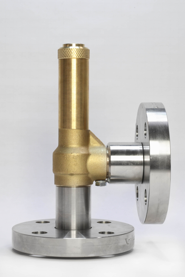 Safety valve model G14-CF piped discharge mixed material