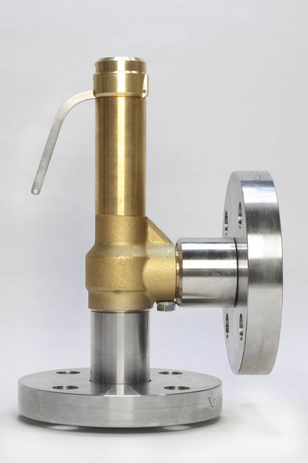 Safety valve model G14/L-CF piped discharge mixed material