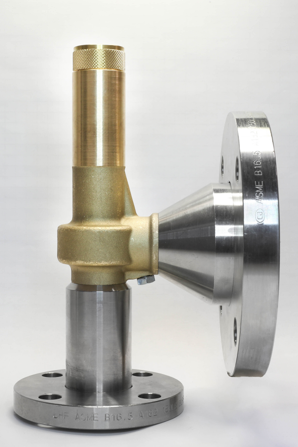 Safety valve model G20-API piped discharge mixed material