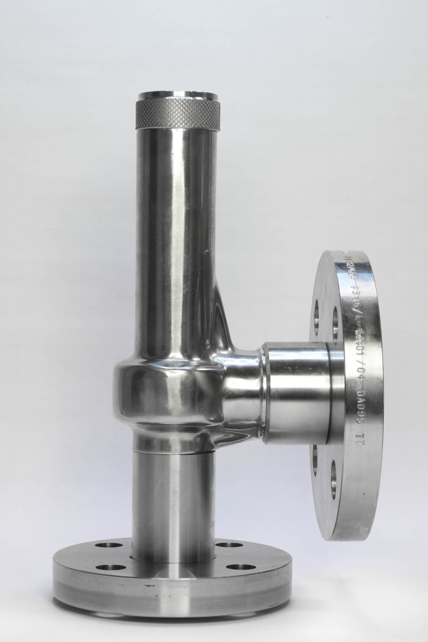 Safety valve model G20-CF piped discharge inox material