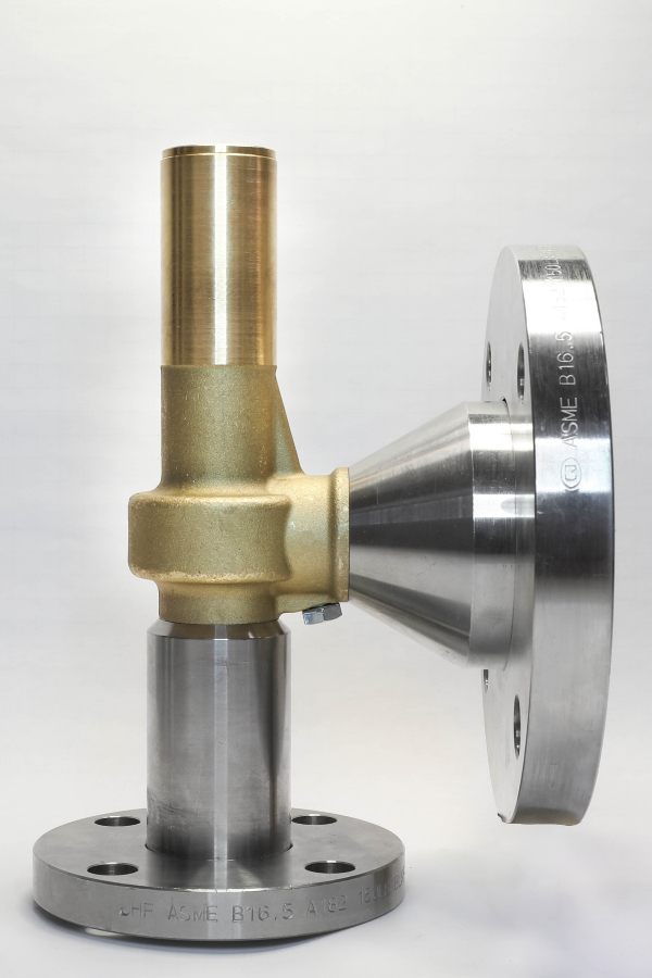 Safety valve model G20/S-API piped discharge mixed material